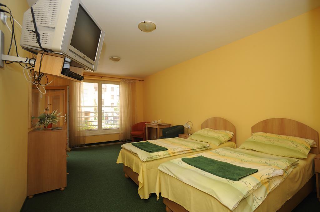 Hotel City Pardubice Eksteriør bilde