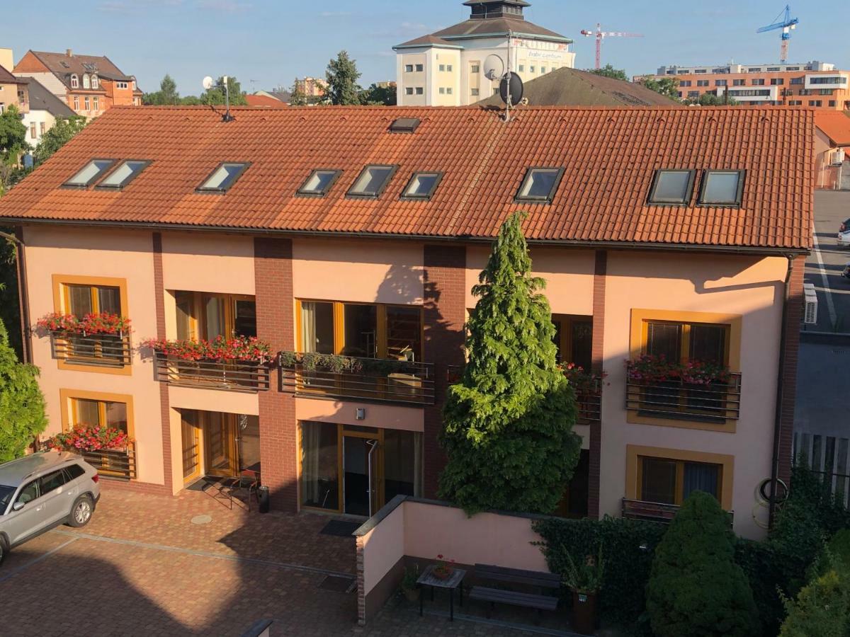 Hotel City Pardubice Eksteriør bilde